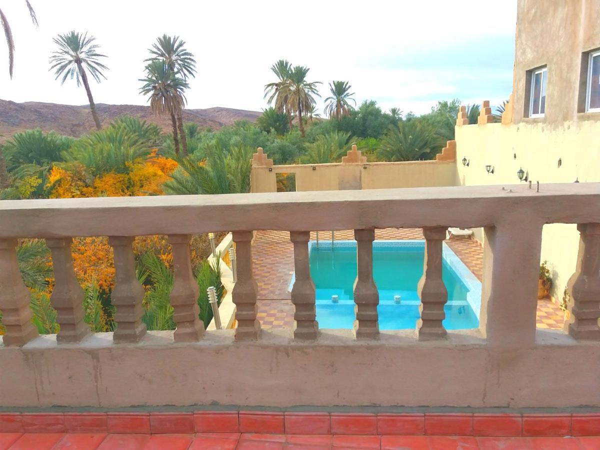 Kasbah Elmehdaoui Bed & Breakfast สกูรา ภายนอก รูปภาพ